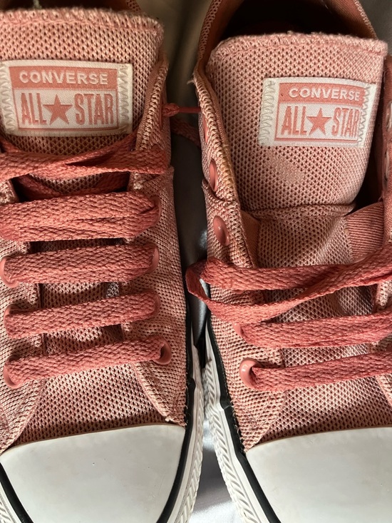 Converse Shoes - Converse Size 7 Coral Pink Low Top Sneakers